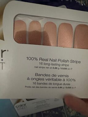 Moscow or neverPeachy Rose Metallic Nail Polish Strips